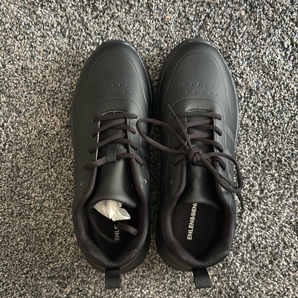 Non slip shoes